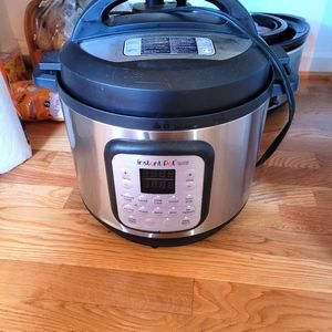 Instant Pot with Air Fryer